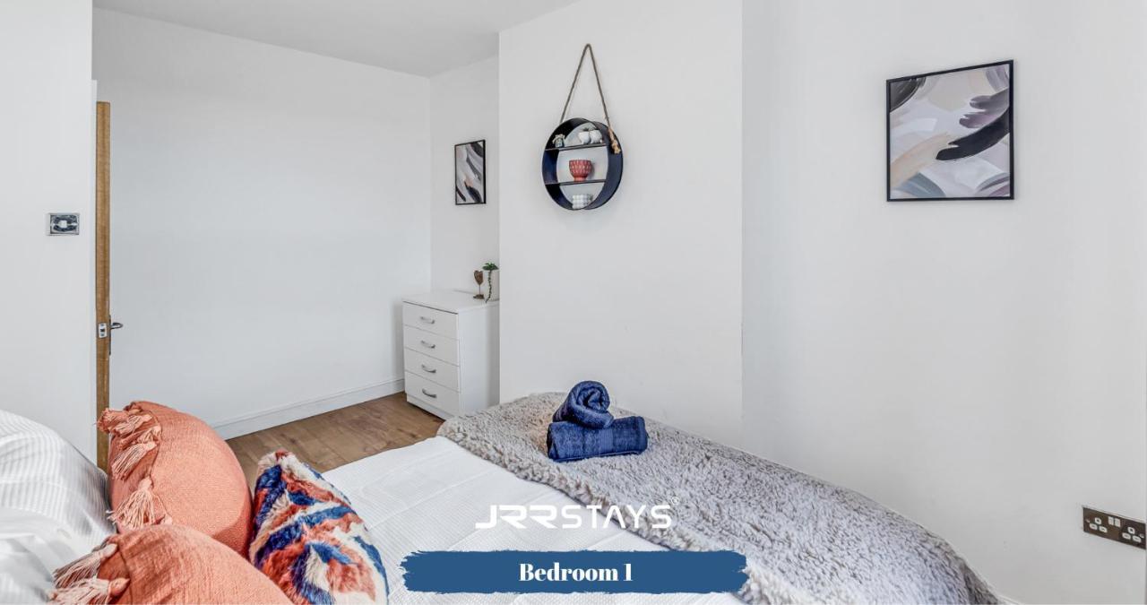Cardiff Stylish 2 Bedroom Sleeps 6 Wi-Fi - Jrr Stays Buitenkant foto