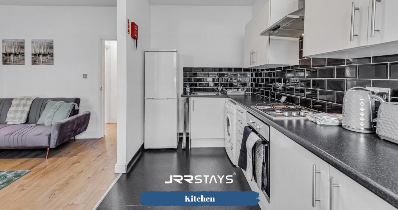 Cardiff Stylish 2 Bedroom Sleeps 6 Wi-Fi - Jrr Stays Buitenkant foto